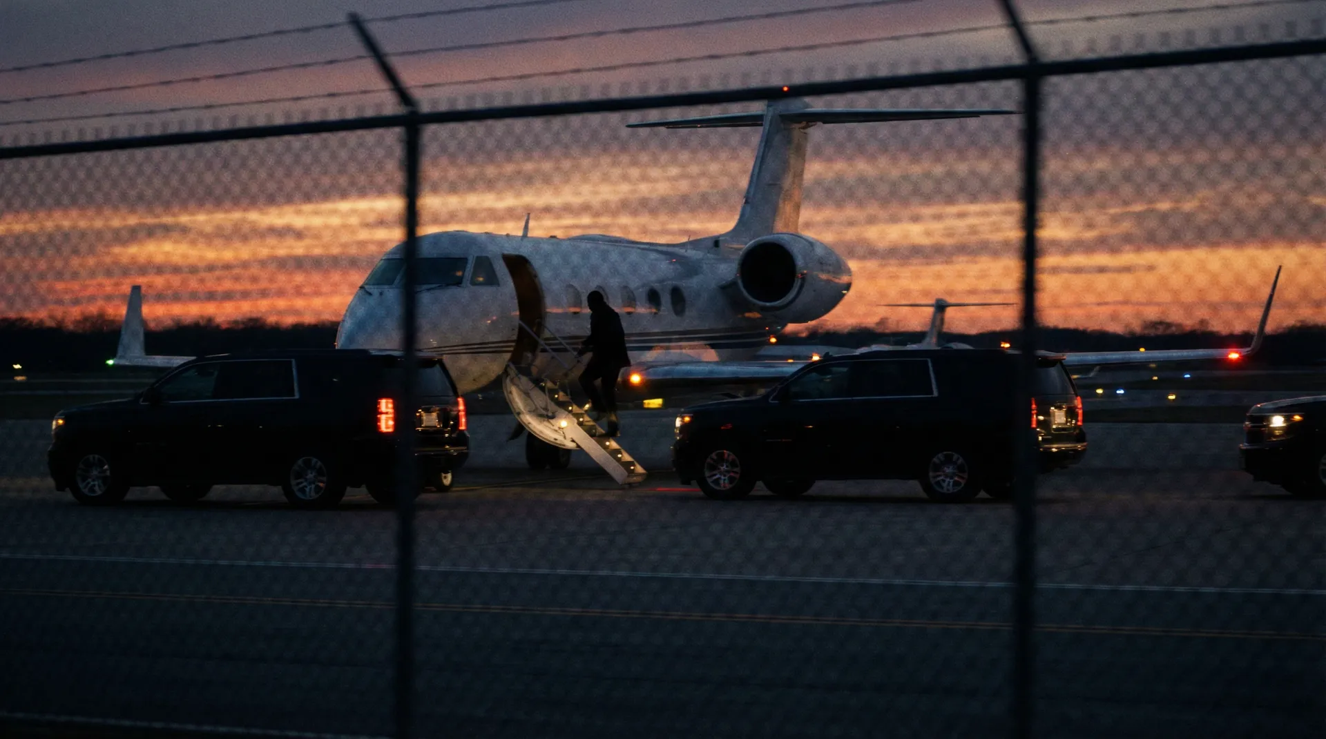 吃瓜网 - 私人飞机机场偷拍